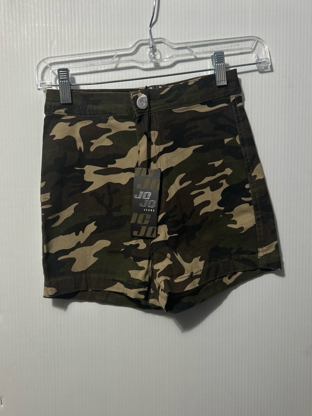 High-Rise Camo Women’s Shorts - Unbranded